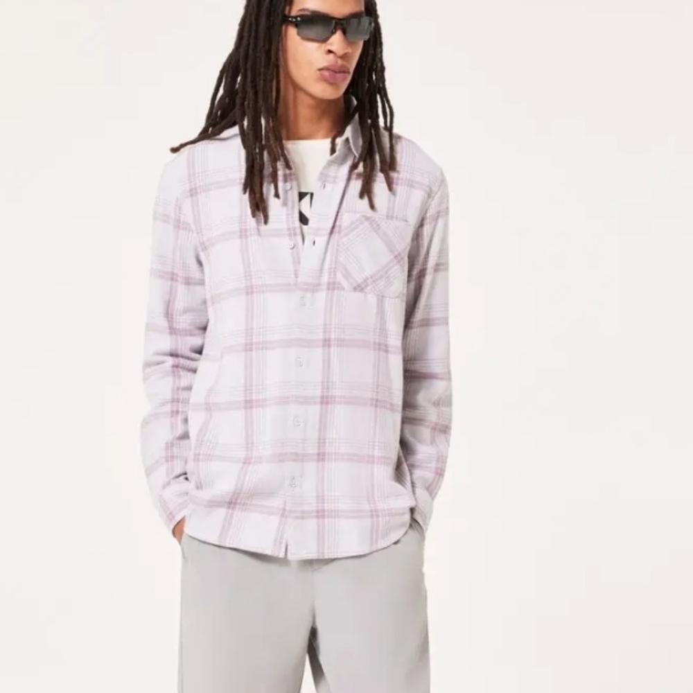NWT Oakley Podium Plaid Flannel Lunar Rock Toadstool Check - Large